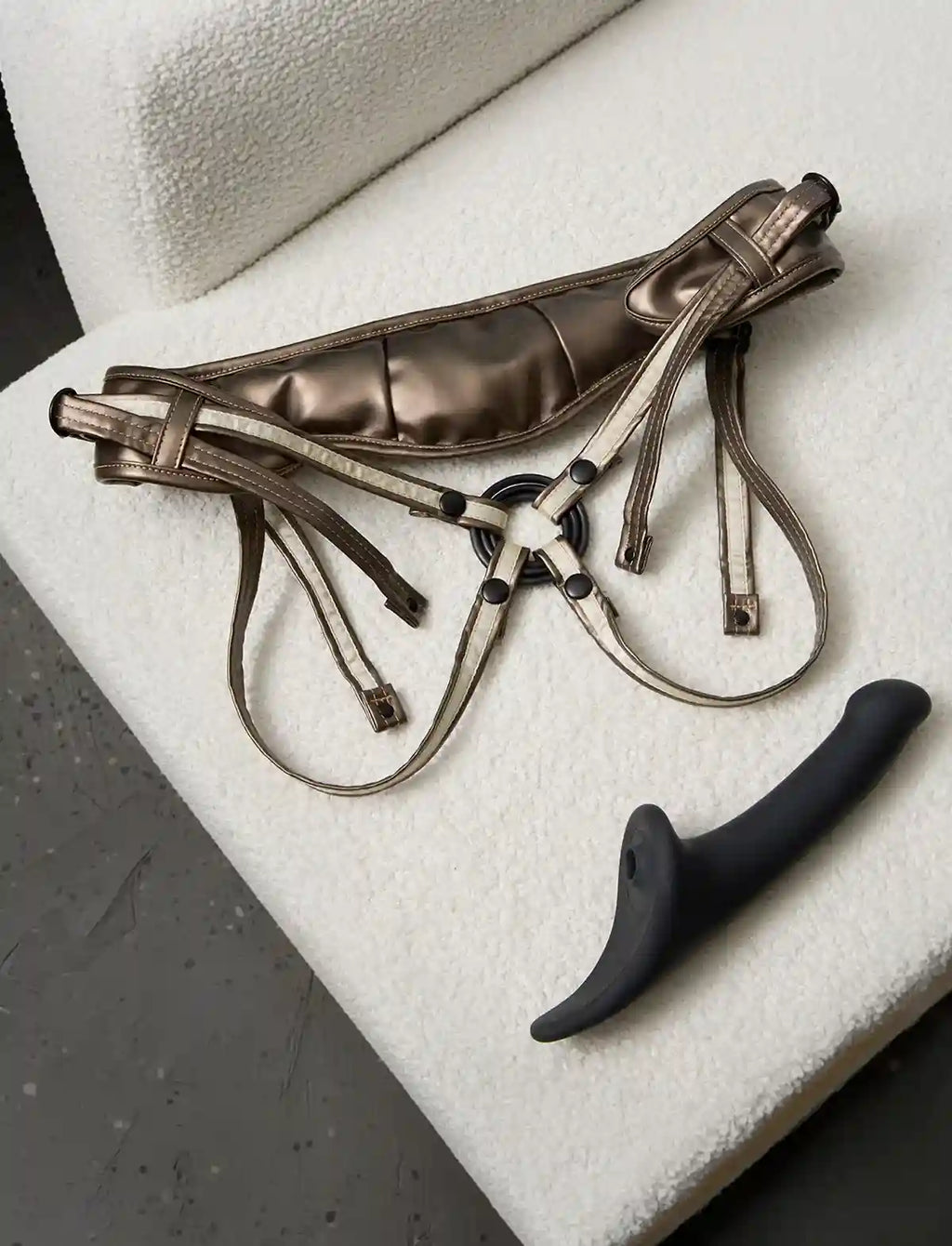 Harnais Similicuir Desirous Golden Bronze Taille Unique strap-on-me