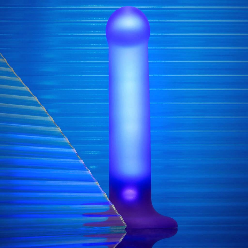 Dildo Glow-LED - Taille M - strap-on-me®