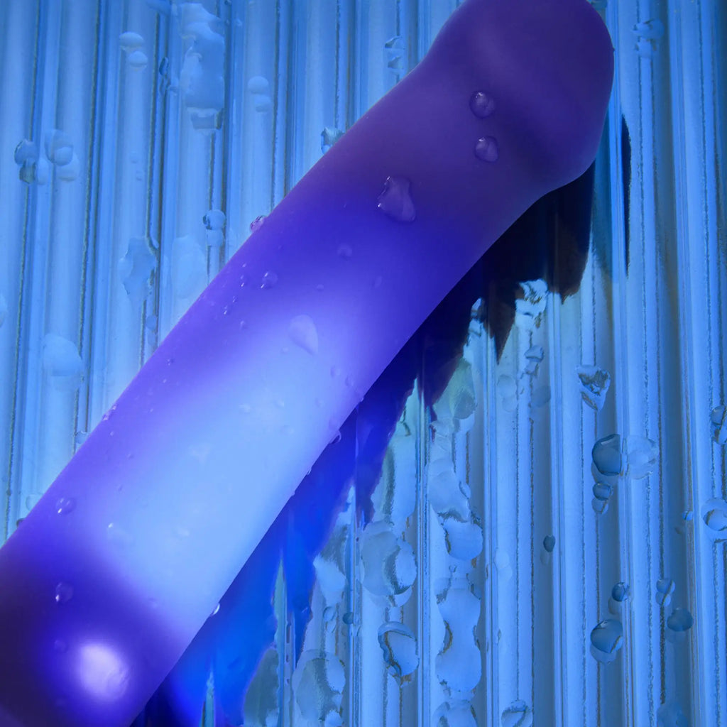 Dildo Glow-LED - Taille M - strap-on-me®