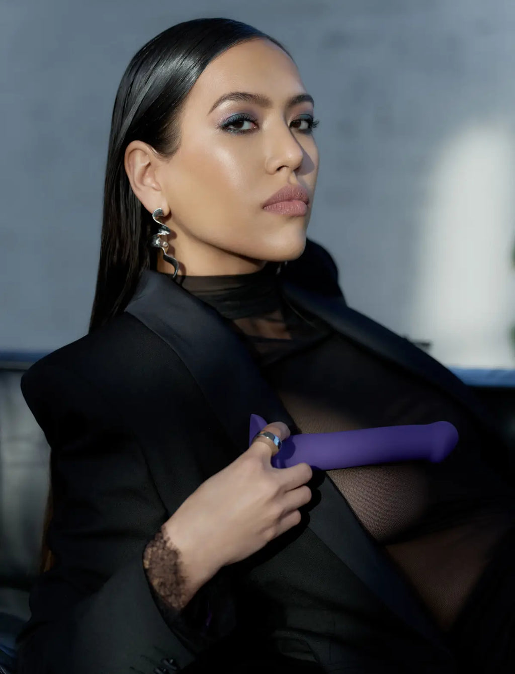 Dildo semi-réaliste double densité bendable violet – flexible et confortable, compatible strap-on-me