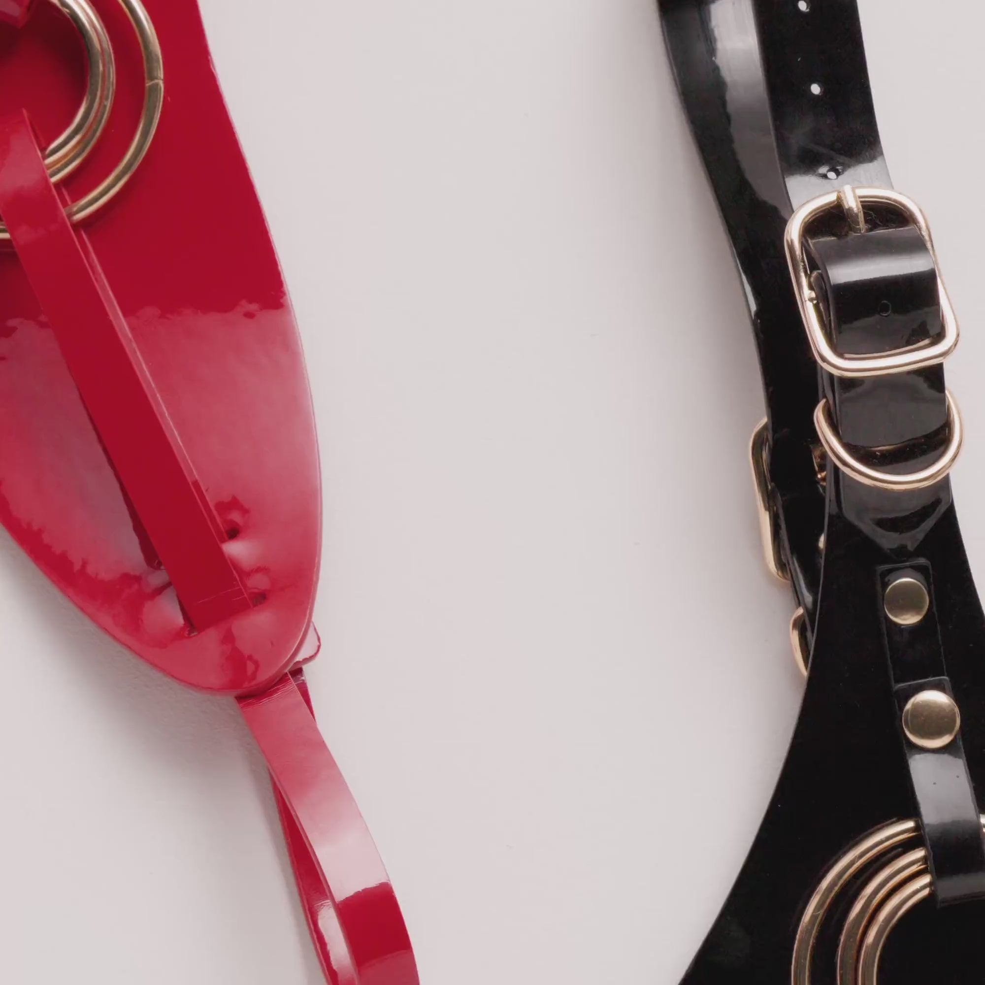 Harnais Similicuir Fabulous - strap-on-me - Rouge vernis 